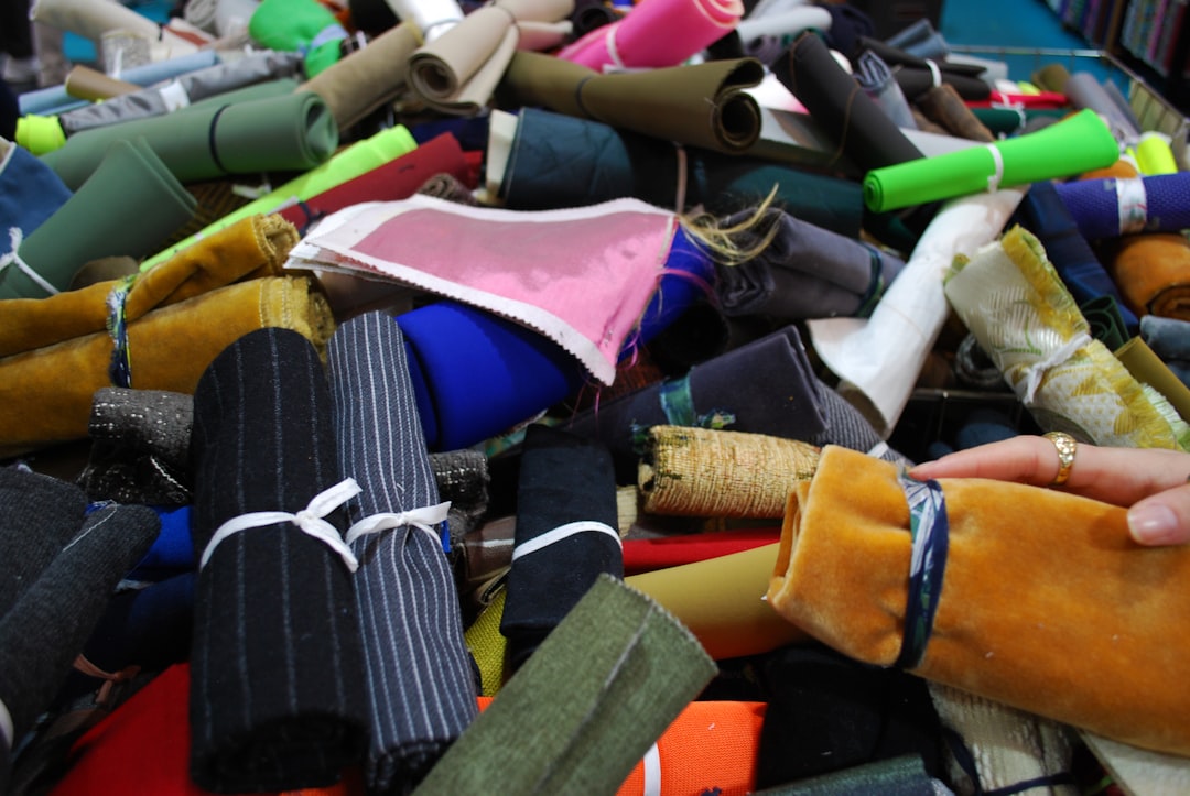 Echipament tehnic: Materiale textile care respiră eficient