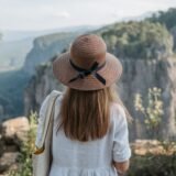 Cu trenul sau cu mașina proprie: cum ajungi mai ușor la trasee montane