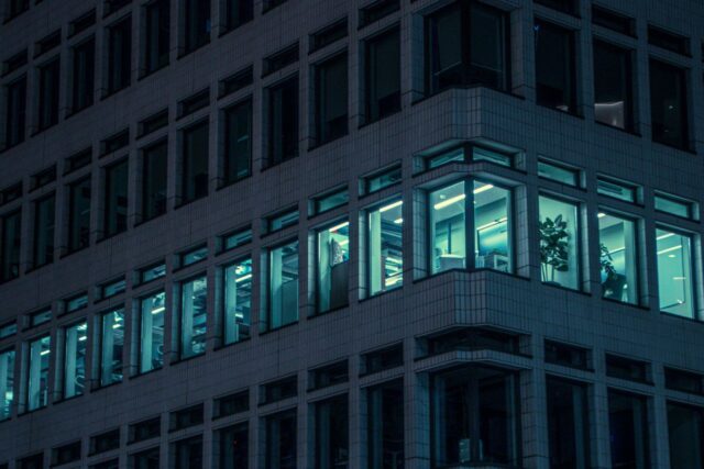 Programele de wellness corporativ: cum beneficiază companiile de sportul la birou